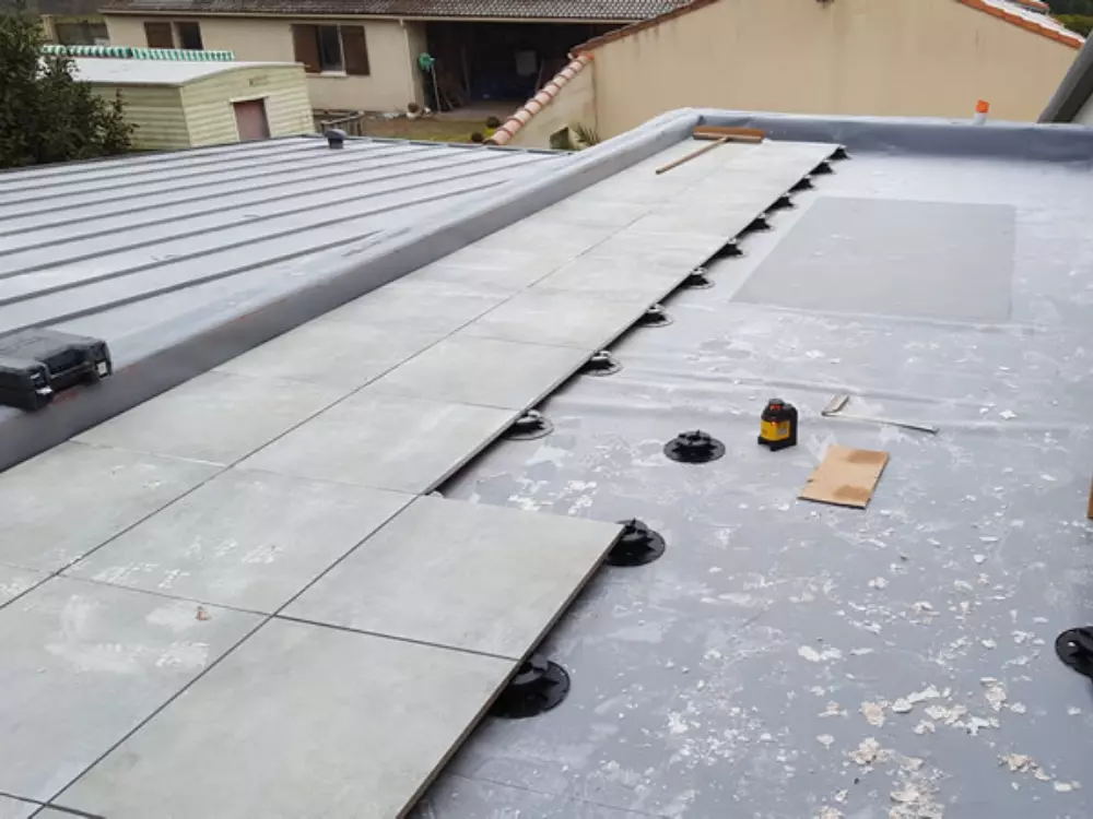 toit terrasse bois carrelage beton